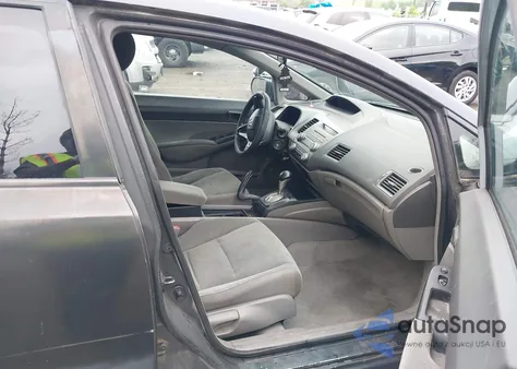 2010 Honda Civic Dx-G из США, поврежденный, VIN 2HGFA1F44AH047635